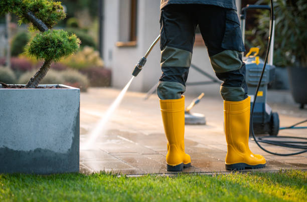 Why Choose Our Certified Pressure Washing Experts for Your Project Needs in Lake Holm, WA?